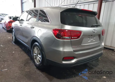2019 Kia Sorento 2.4L L из США, поврежденный, VIN 5XYPG4A31KG478998